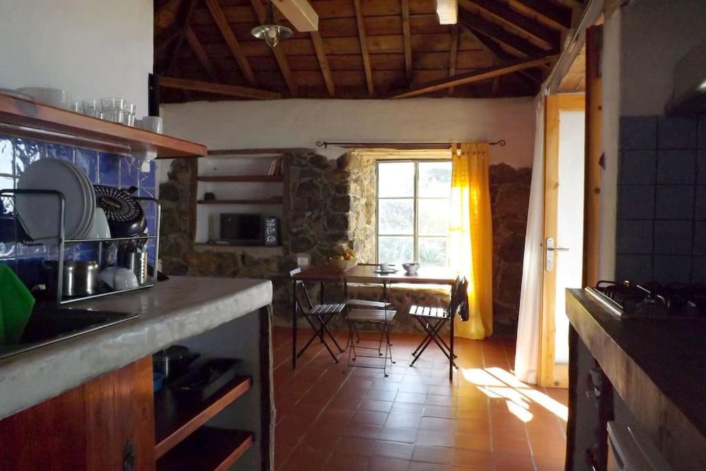 Casita En El Campo Con Vista Al Oceano Villa Tijarafe Exterior photo